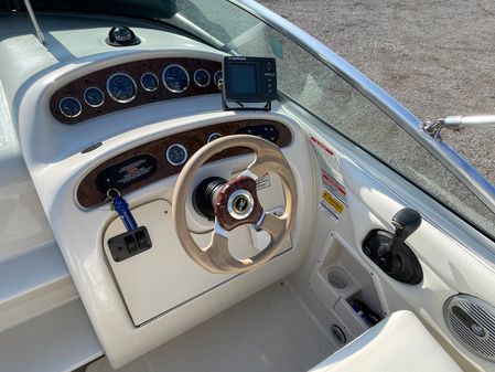 Sea Ray 245 Weekender image