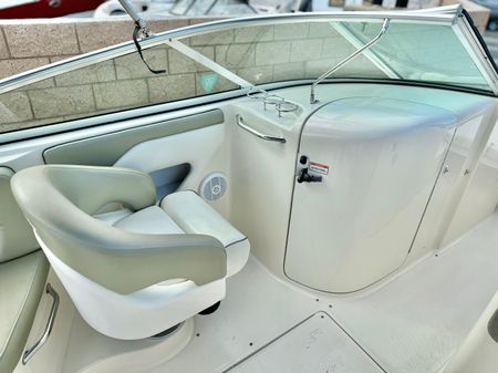 Sea-ray 270-SUNDECK image