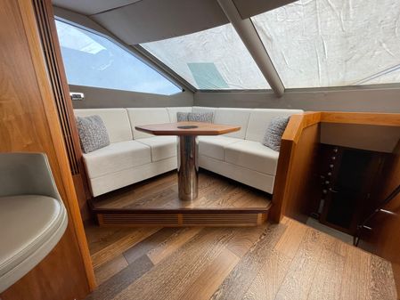 Sunseeker 86 Yacht image