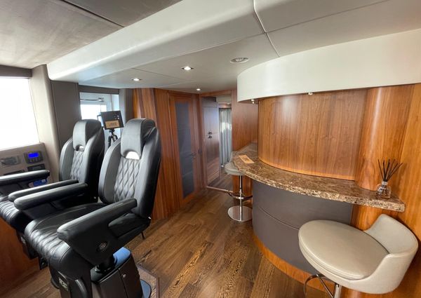 Sunseeker 86 Yacht image