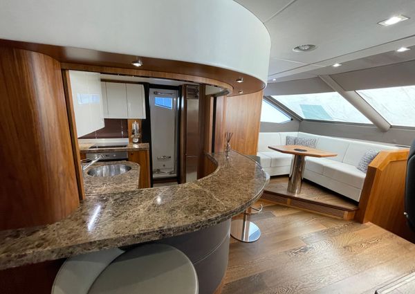 Sunseeker 86 Yacht image