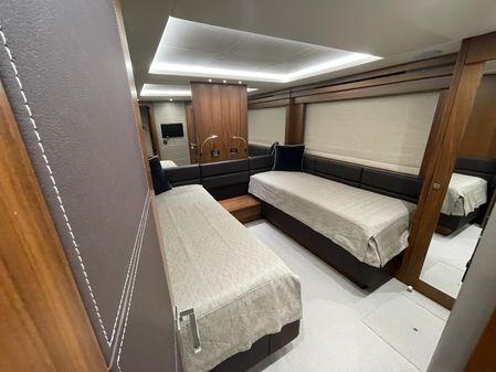 Sunseeker 86 Yacht image