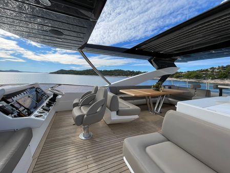 Sunseeker 86 Yacht image