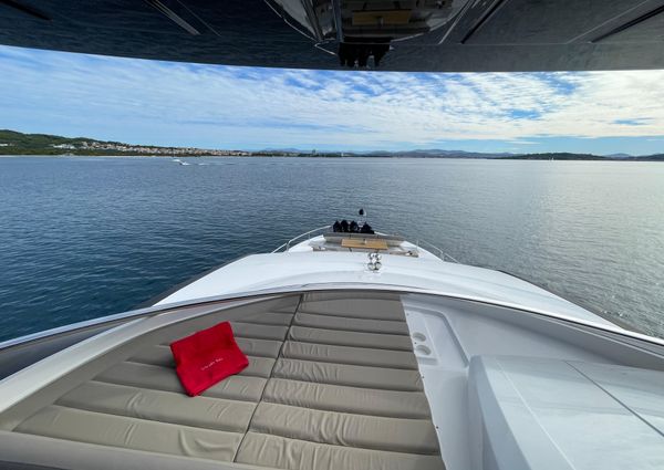 Sunseeker 86 Yacht image