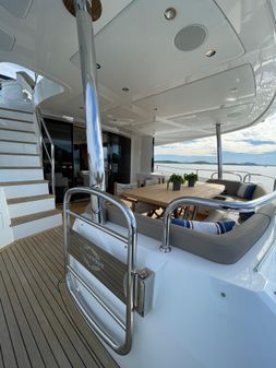 Sunseeker 86 Yacht image