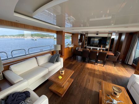 Sunseeker 86 Yacht image