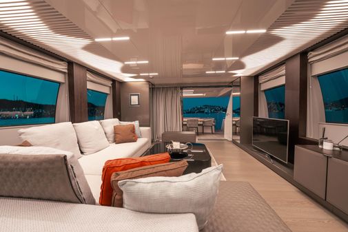 Ferretti Yachts 850 image