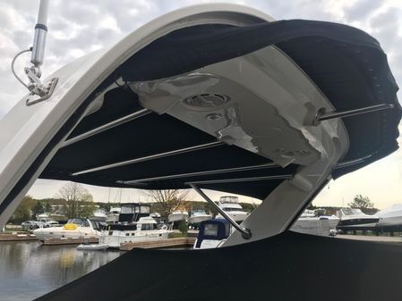 Sea Ray 350 Sundancer image