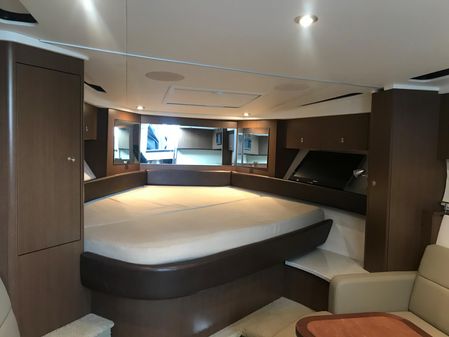 Sea Ray 350 Sundancer image