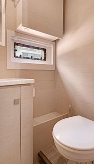 Fountaine Pajot MY 44 image