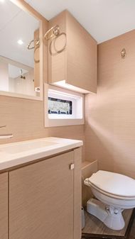 Fountaine Pajot MY 44 image