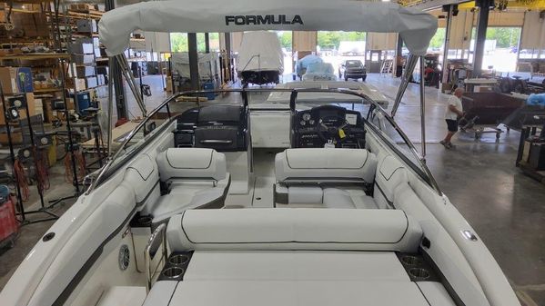 Formula 240-BOWRIDER image