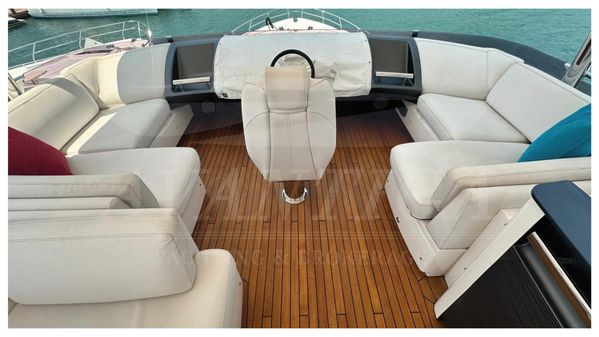 Princess Yachts Flybridge 82 Motor Yacht image