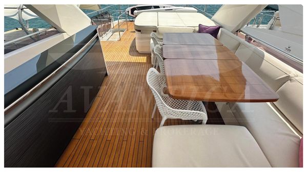 Princess Yachts Flybridge 82 Motor Yacht image