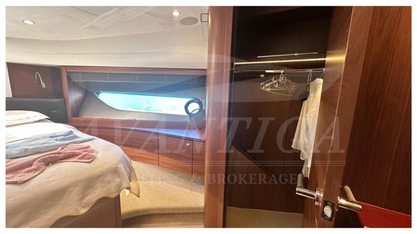 Princess Yachts Flybridge 82 Motor Yacht image