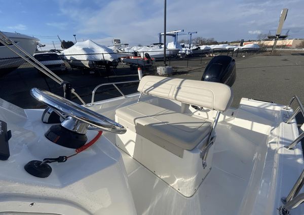 Boston Whaler 150 Montauk image