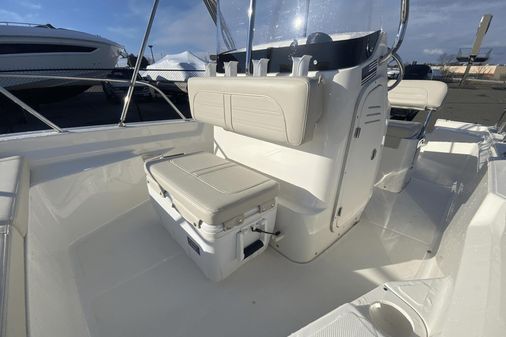 Boston Whaler 150 Montauk image