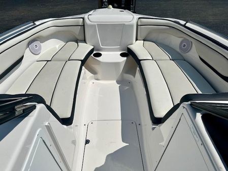 Yamaha Boats AR210 image