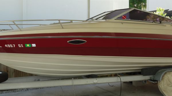 Maxum 2400 SCR
