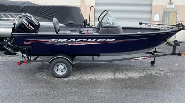 Tracker Pro Guide V-16 SC 