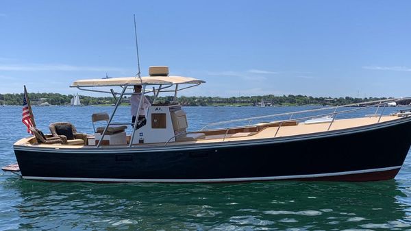 Dyer 29 Center Console