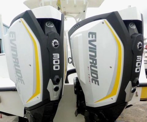Evinrude E-TEC G2 300hp 30 inch  Shaft  Direct Injected 2-Stroke  Demos with Factory Warranty  Counter Roatating Pair - main image