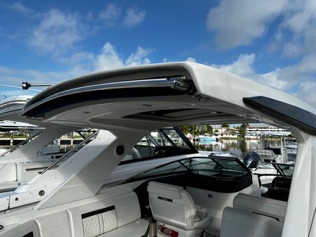 Sea Ray 310 SLX image