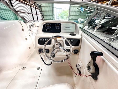 Robalo R207 Dual Console image