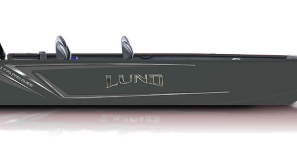 Lund 1775 Pro Guide 