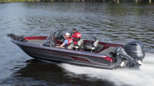 Skeeter WX 2200