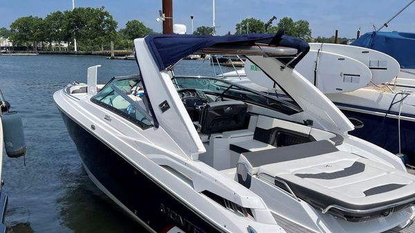 Monterey 328 Super Sport