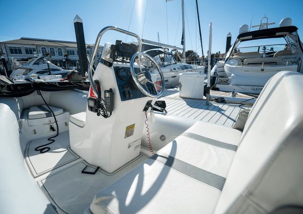 Sea Ray 590 FLY image