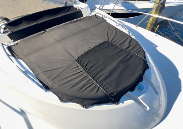 Sea Ray 590 FLY image