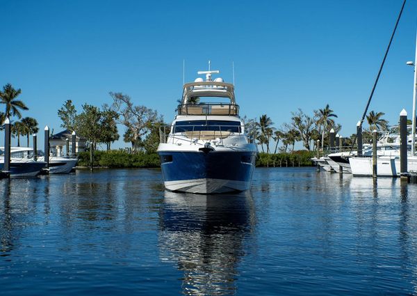 Sea Ray 590 FLY image