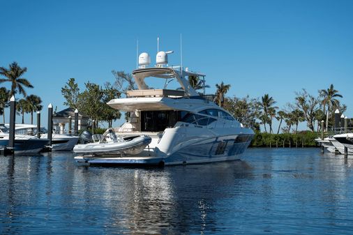 Sea Ray 590 FLY image