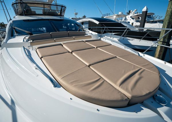 Sea Ray 590 FLY image