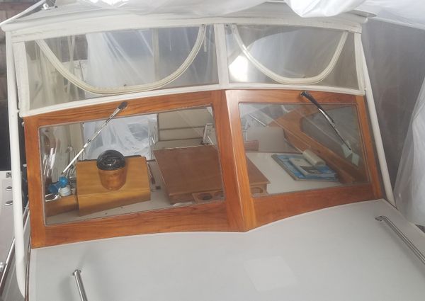 Dyer 29-TRUNK-CABIN image