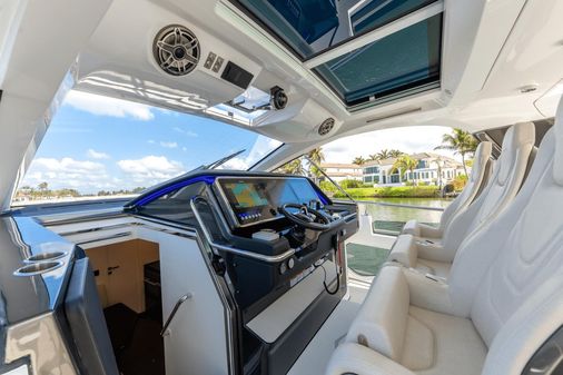 Azimut 48-VERVE image