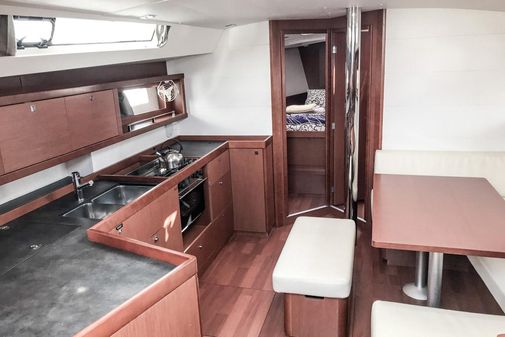 Beneteau Oceanis 45 image