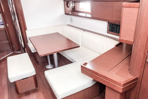 Beneteau Oceanis 45 image