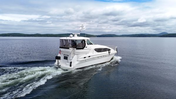 Sea Ray 390 Motor Yacht image