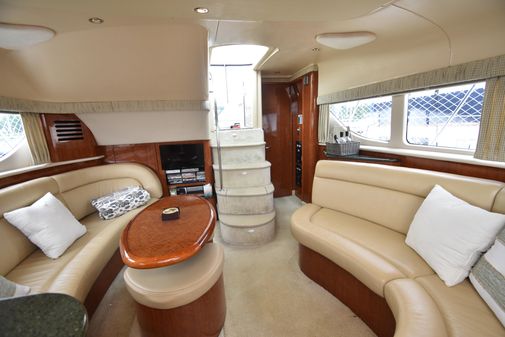 Sea Ray 390 Motor Yacht image