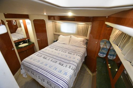 Sea Ray 390 Motor Yacht image