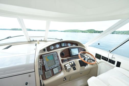 Sea Ray 390 Motor Yacht image