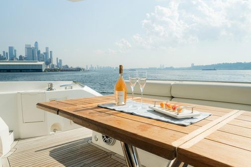 Sunseeker Manhattan 65 image