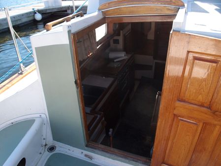 Fales PILOTHOUSE MOTOR SAILOR image