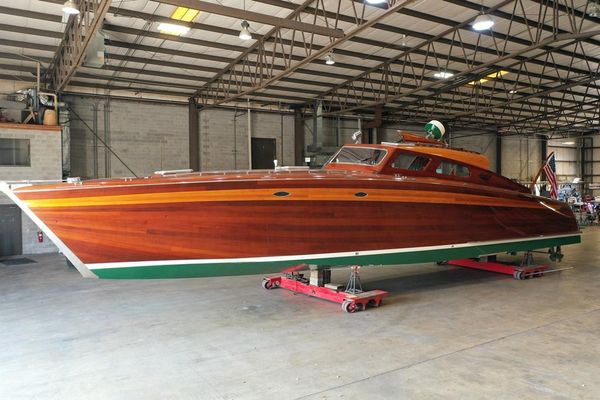 Custom Vic Carpenter 56 - main image