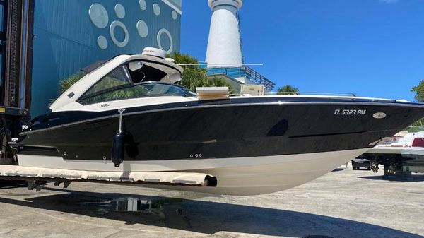Monterey 328 Super Sport