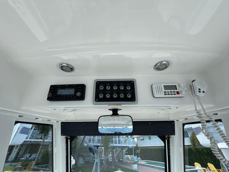 Everglades 295-CENTER-CONSOLE image