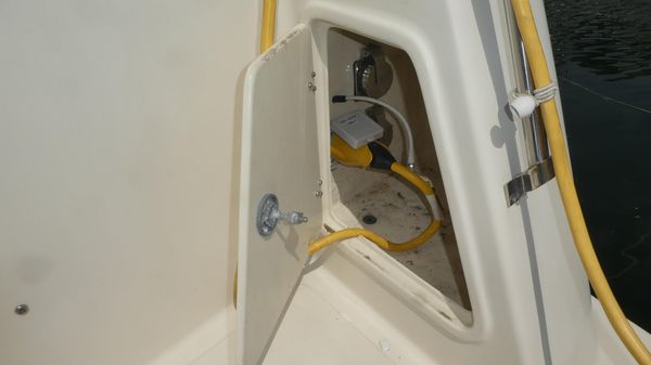 North Pacific 43 Pilothouse image